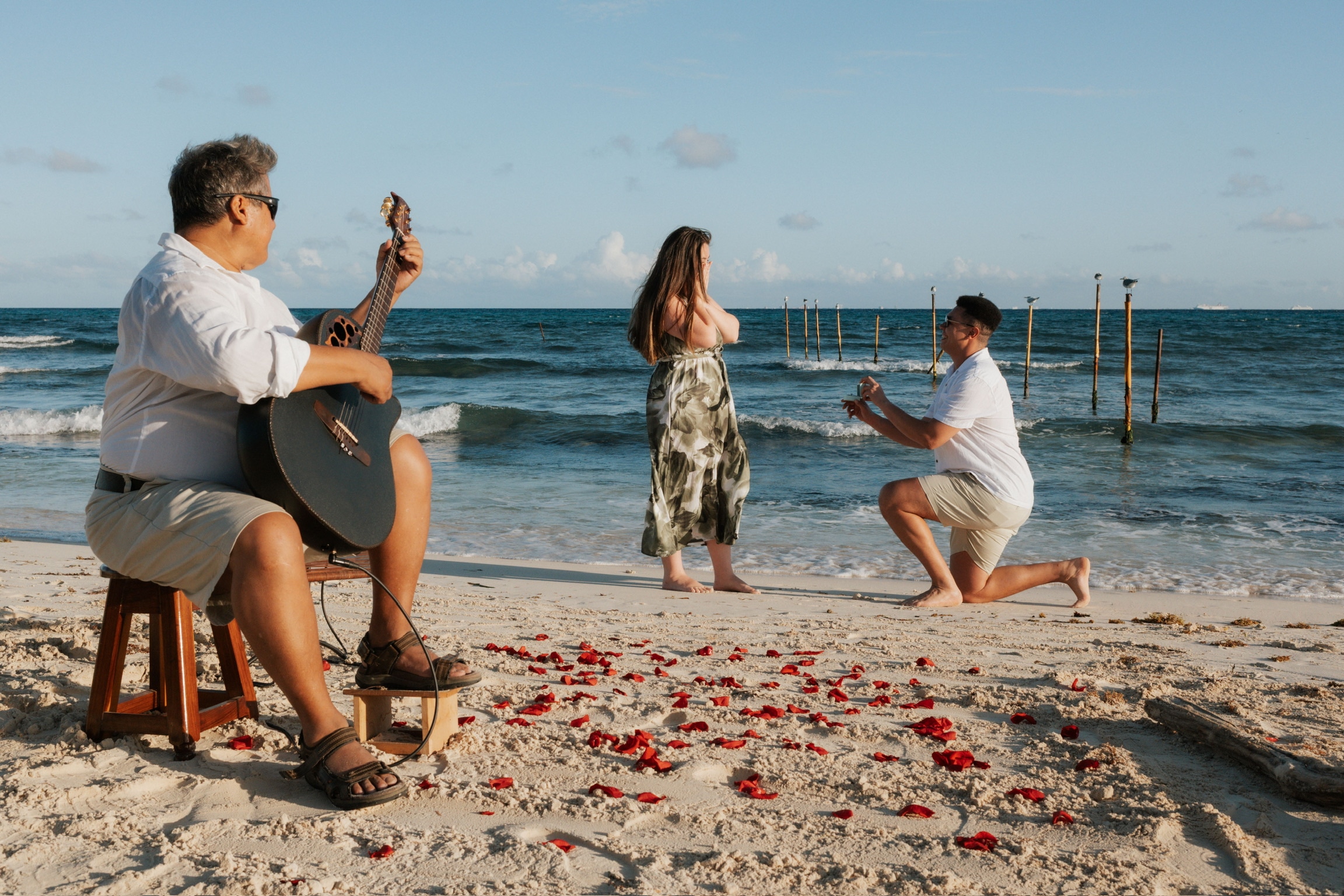 Matt and Mai one-knee proposal